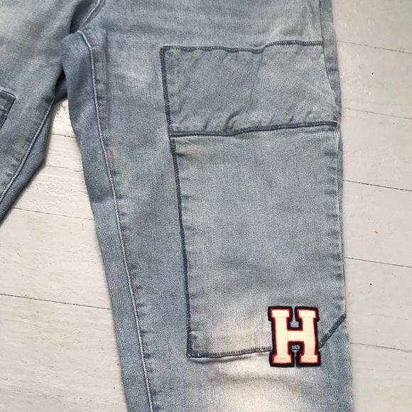 Tommy Hilfiger embroidered boyfriend jeans - Picture 3 of 12